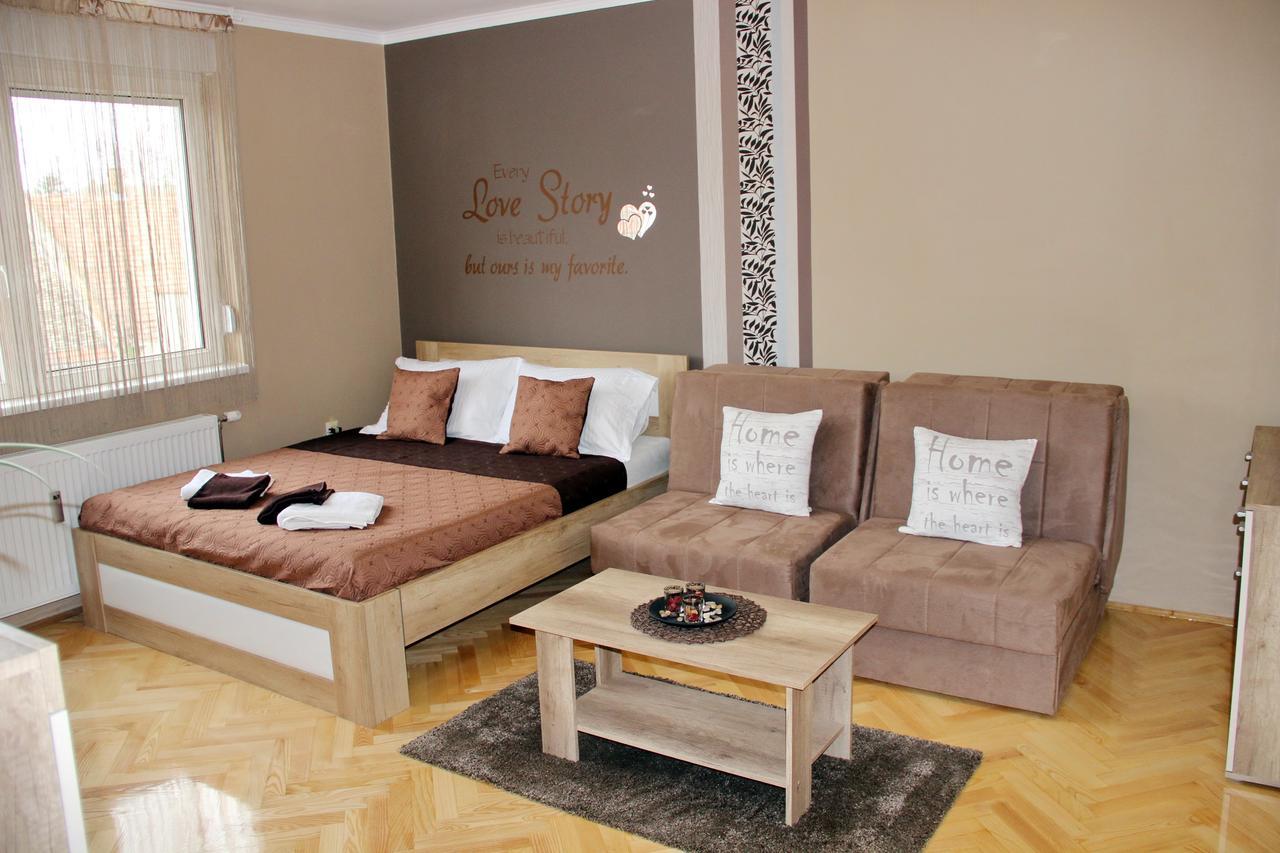 Apartment Cherry Zrenjanin Exterior foto